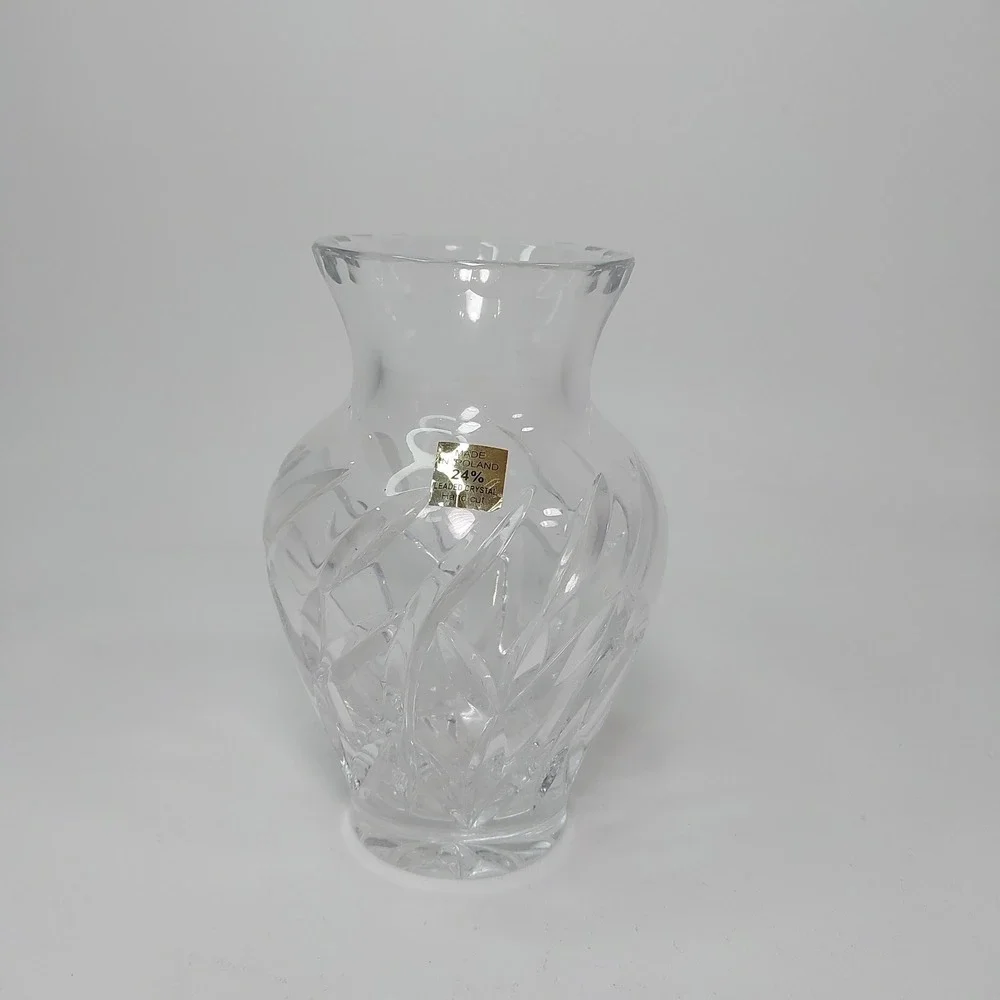 Vintage 24% Lead Crystal Vase - Cut Leaf Design Fluted Rim Star Bottom Poland